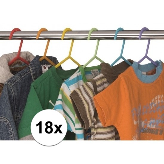 18x Plastic kinder kledinghangers