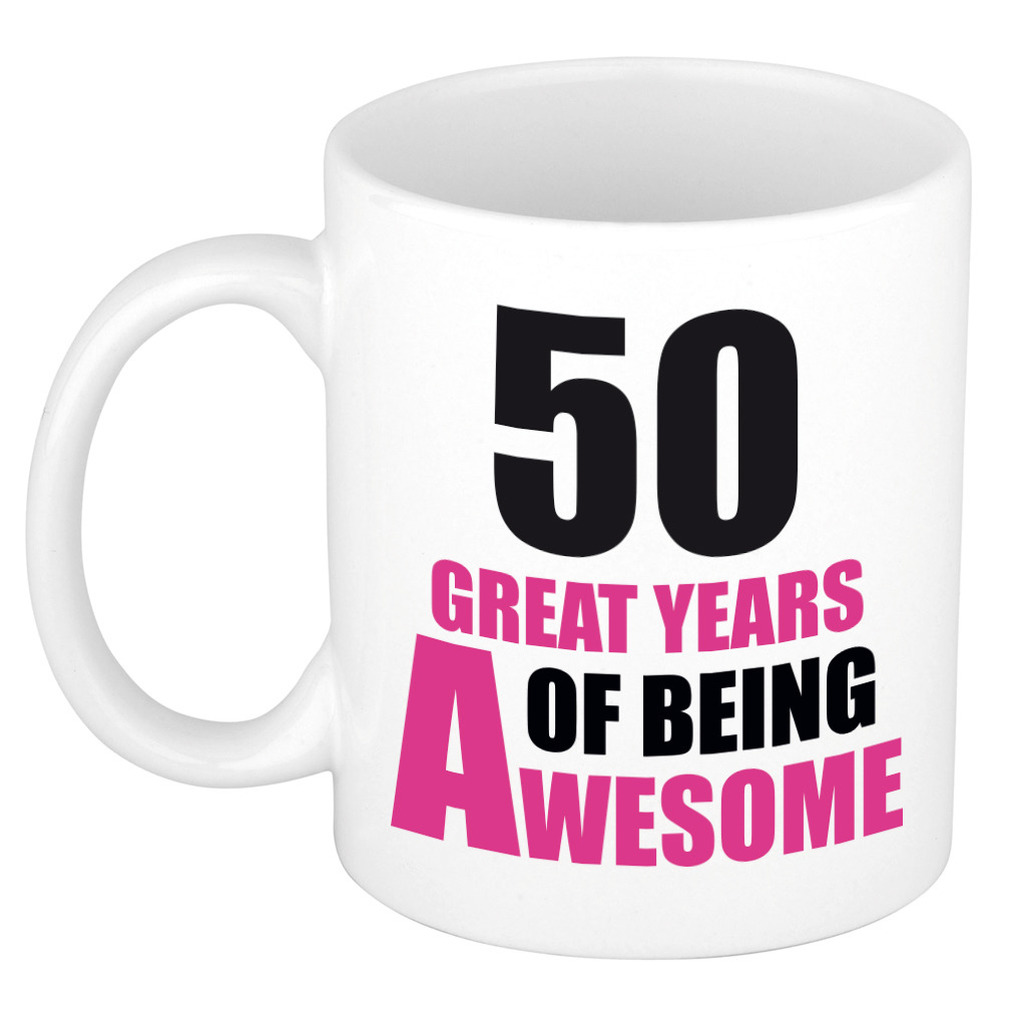 50 great years of being awesome cadeau mok / beker wit en roze - Sarah / 50 jaar