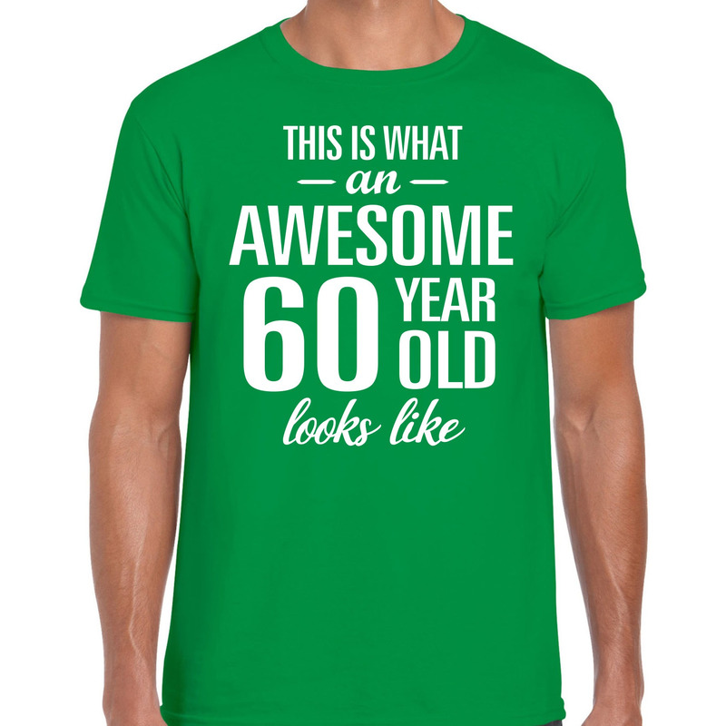 Awesome 60 year / 60 jaar cadeau t-shirt groen heren