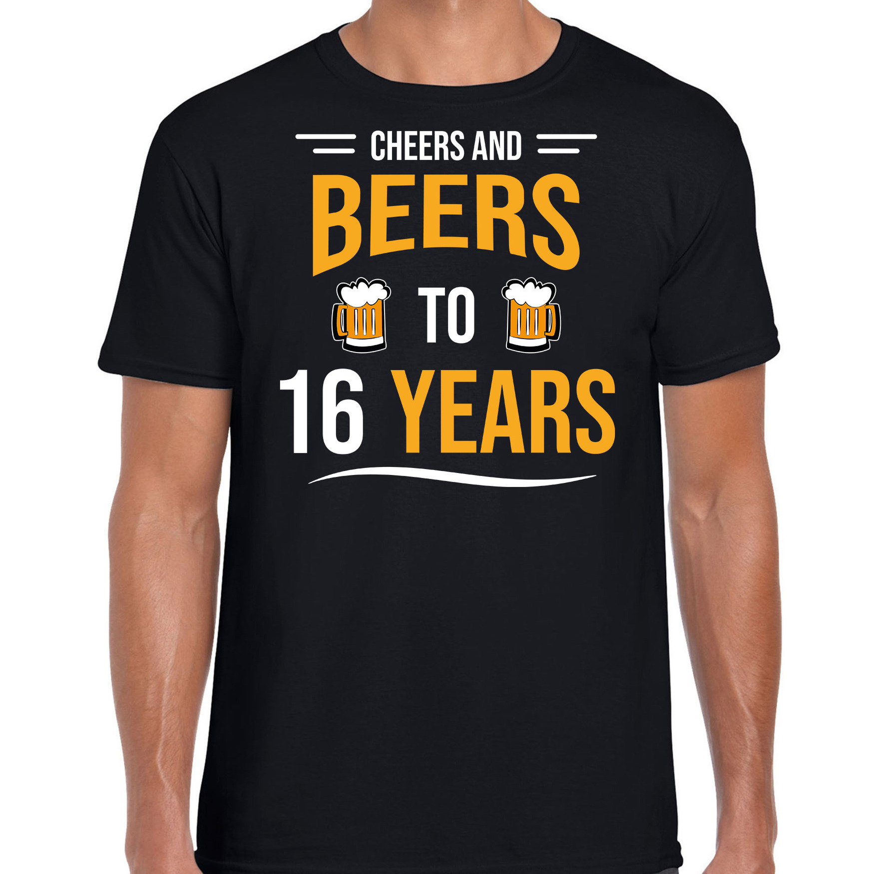 Cheers and beers 16 jaar verjaardag cadeau t-shirt zwart voor heren