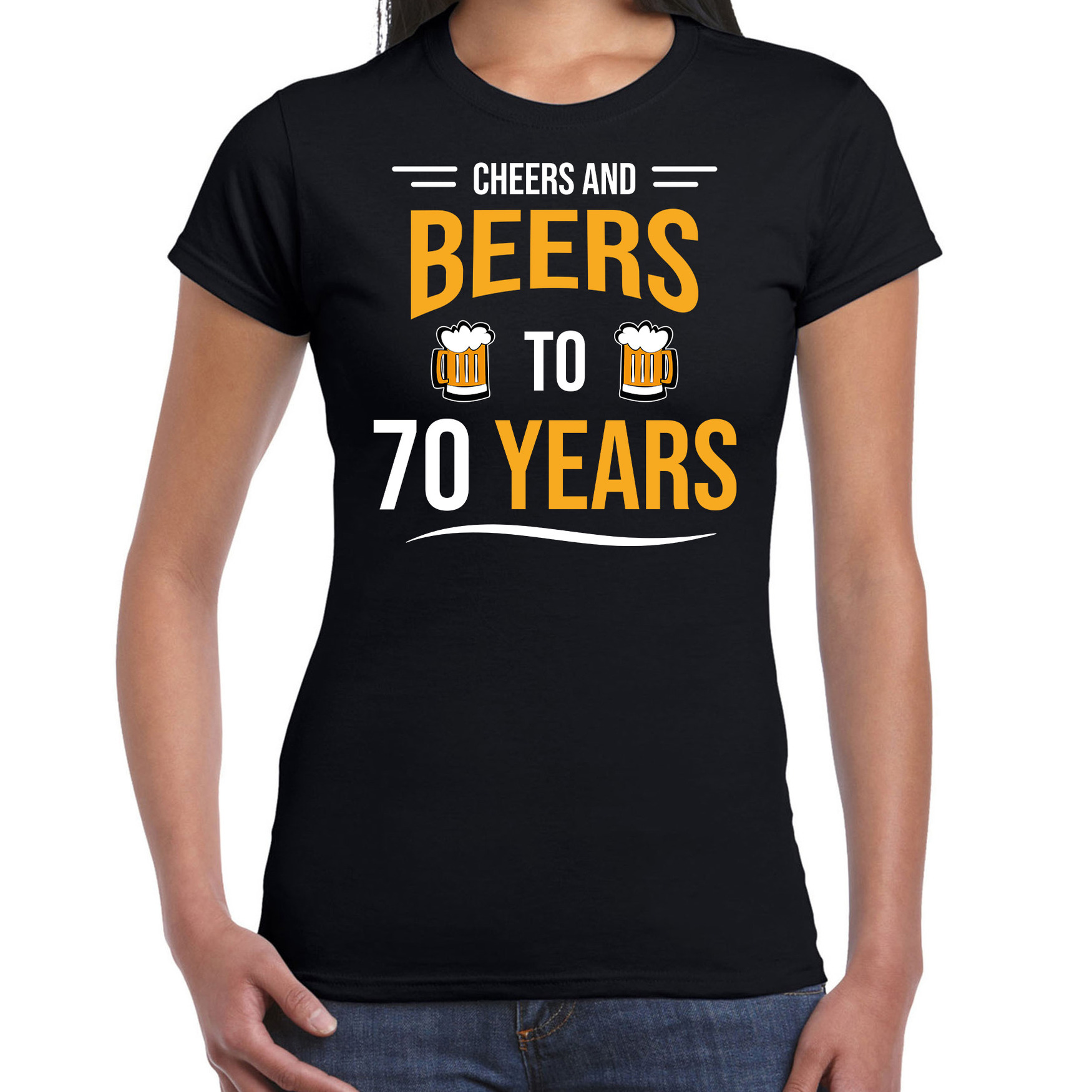 Cheers and beers 70 jaar verjaardag cadeau t-shirt zwart voor dames