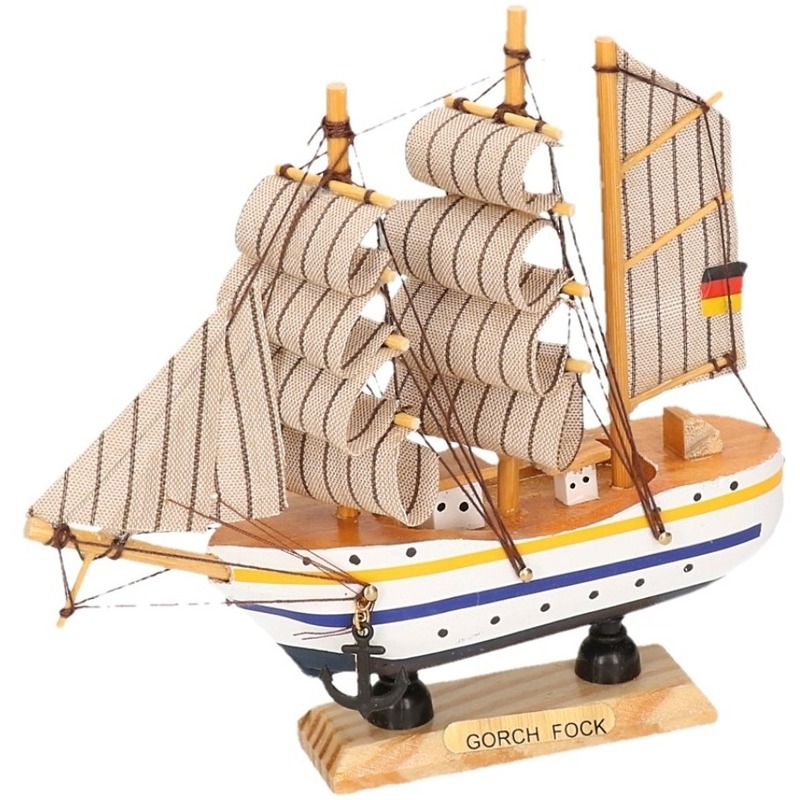 Decoratie houten model schip Gorch Fock 16 cm