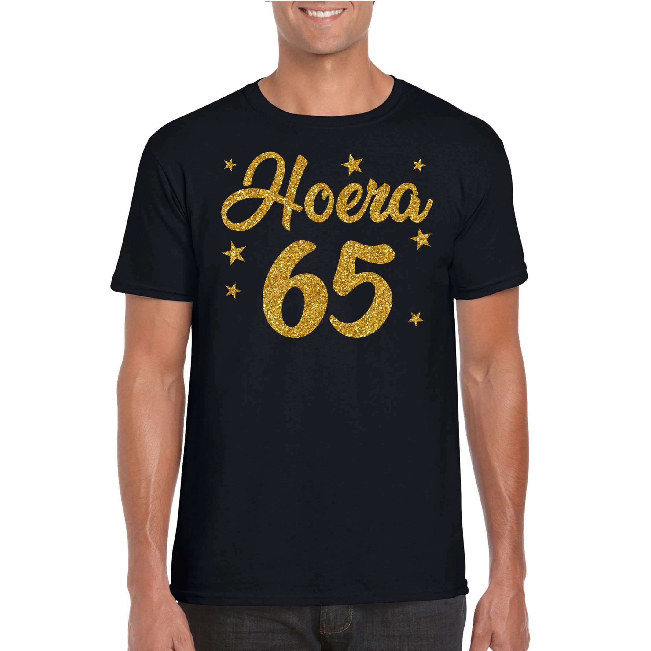 Hoera 65 jaar verjaardag cadeau t-shirt goud glitter op zwart heren