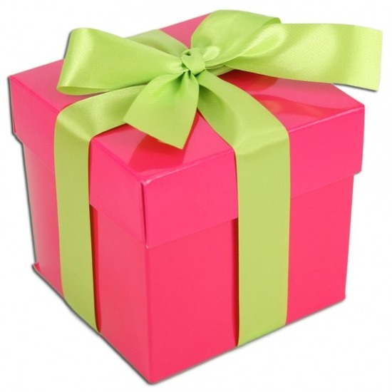 Roze cadeaudoosje 10 cm met lichtgroene strik