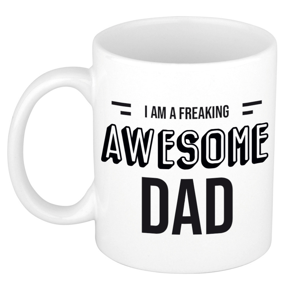 Vader cadeau mok / beker I am a freaking awesome dad