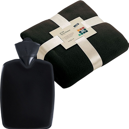 Fleece deken/plaid Zwart 130 x 170 cm en een warmwater kruik 2 liter